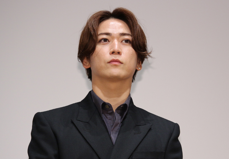亀梨和也、窪塚洋介から仕事への姿勢を称賛されてにっこり「人