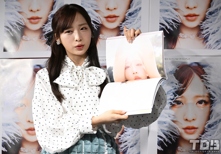 AKB48・小栗有以、ロケ地・大分県で念願だった“お馬さん”との撮影に